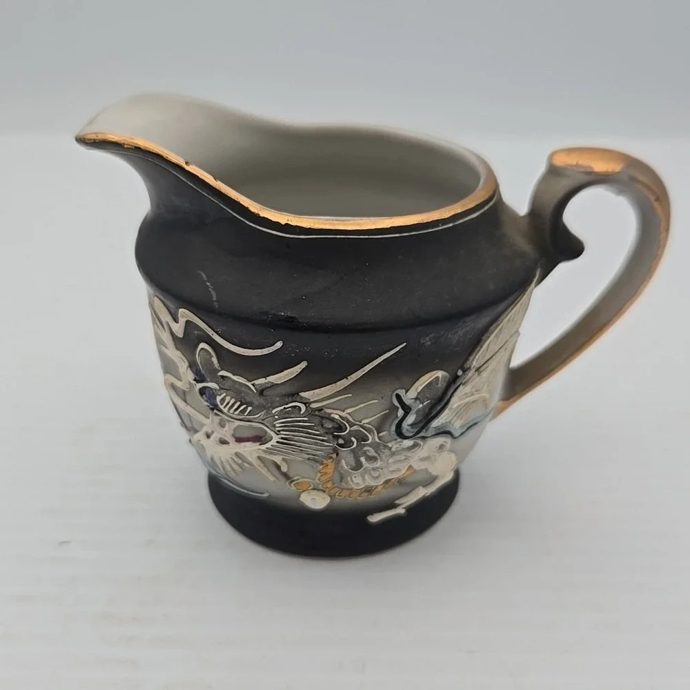 Japan Moriage‎ Dragonware Creamer